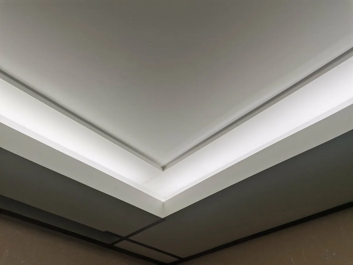 Многоуровневый потолок